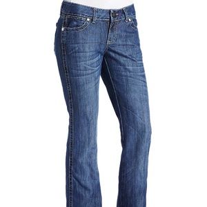 Wrangler Women's Premium Patch Low Rise Mae Jean